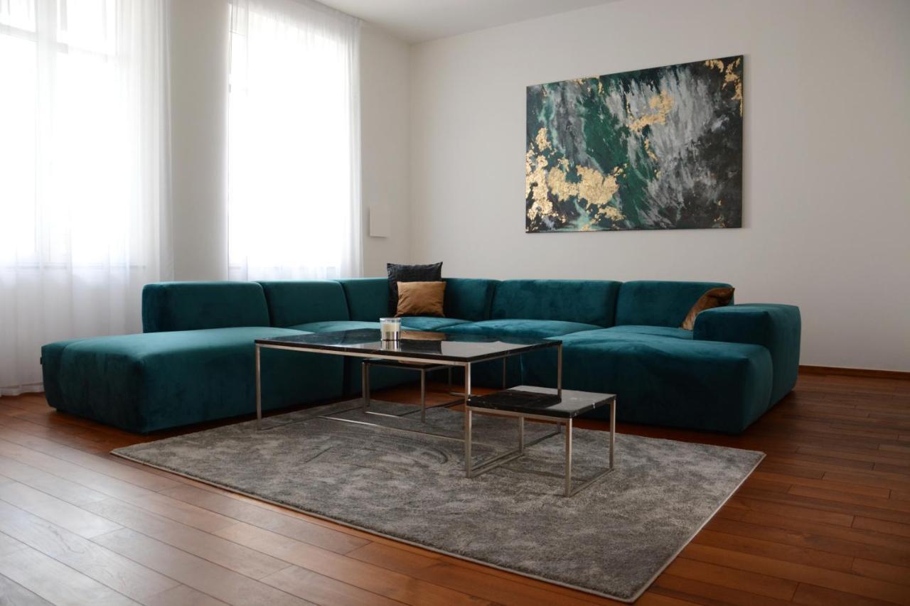 Premium Apartment Near Banska Bystrica Square With Two Big Bedrooms Luaran gambar