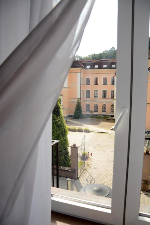 Premium Apartment Near Banska Bystrica Square With Two Big Bedrooms Luaran gambar